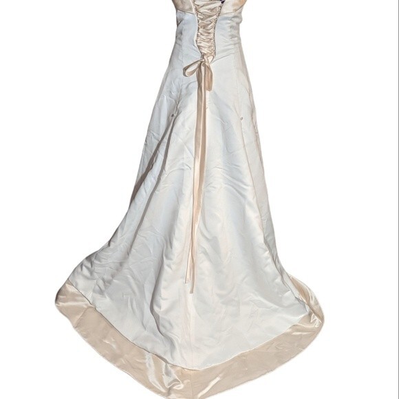 David's Bridal Size‎ 6 Ivory Cream Trim Satin Wedding Dress Gown Michaelangelo - Picture 3 of 8